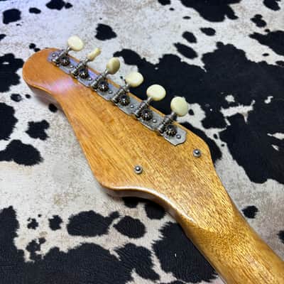 Teisco Single Pickup Guitar 1960's -Bobkat - Sunburst - Metal Pickguard image 4