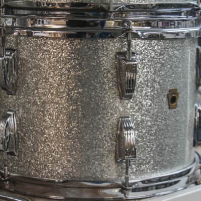 Ludwig 3 Ply 60s Silver Sparkle Drum Set image 4