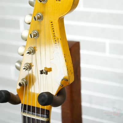Fender Custom Shop 2025 61' Stratocaster Heavy Relic - Aged Ocean Turqouise over 3-Color Sunburst image 18