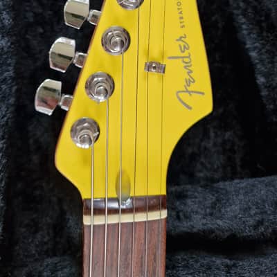 Fender Stratocaster 2005 Graffiti Yellow HSS Limited Special Edition 1 of 100 Fat Strat FSR electric guitar image 2