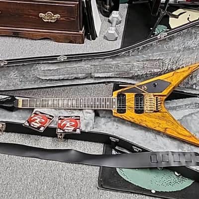 Floyd Rose Redmond V24 Arrow Neck Thru BLACK LIMBA Natural image 2