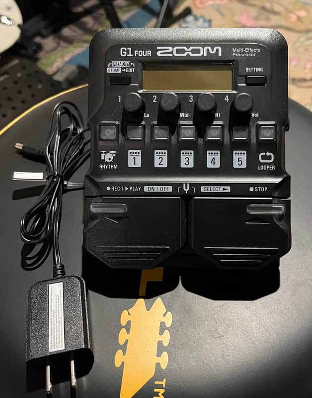 Zoom G1 Four Multi-Effects Processor Black image 1