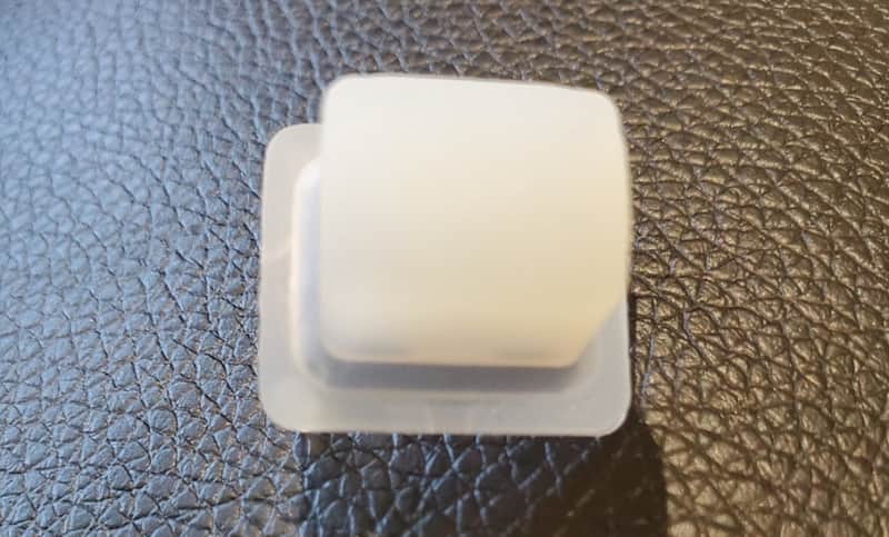 Icon QCon Button (White) image 1