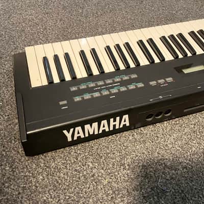 Yamaha SY35 Dynamic Vector Synthesizer 1980s, Digital Polyphonic Multitimbral image 5