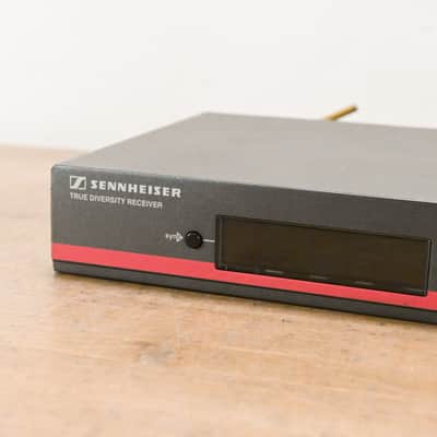 Sennheiser EM 100 G3 Wireless Receiver - 566-608 MHz (NO POWER SUPPLY) CG014LK image 3