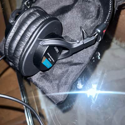 Sony MDR-7506 Studio Headphones 2010s - Black image 1