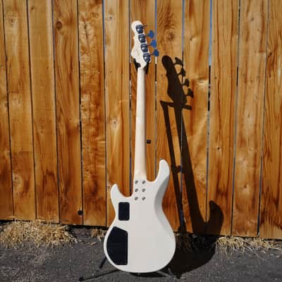 G&L USA L-2000 Blonde 4-String Electric Bass Guitar (2021) image 10