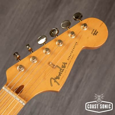 2004 Fender 50th Anniversary Classic 50's Stratocaster Aztec Gold image 14