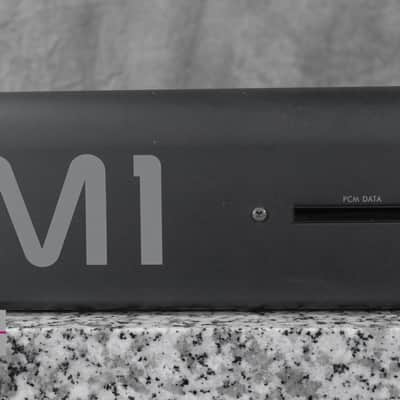 KORG M1 Music Workstation Digital Synthesizer in Good condition image 10