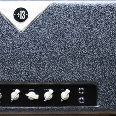 Divided by 13 JRT 9/15 Head Single Channel Dual Modes Guitar Amplifier Head image 6