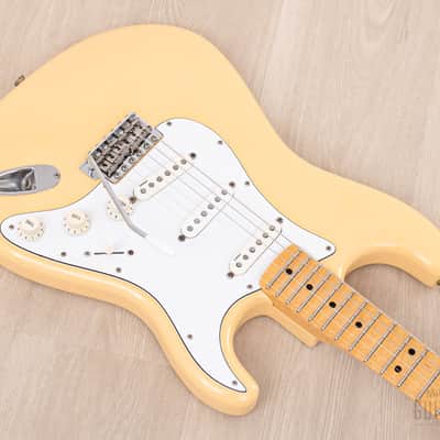 2001 Fender Yngwie Malmsteen Stratocaster ST71-140YM Yellow White, Near-Mint w/ Tweed Case & Hangtag, Japan image 9