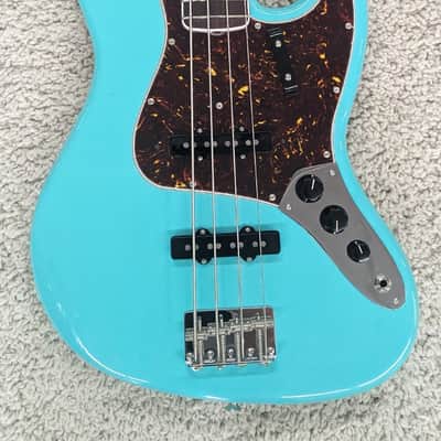 Mint Fender American Vintage II 1966 4-String Jazz Bass, Seafoam Green w/Case image 3