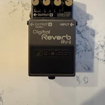 BOSS RV-2 日本製 BOSS (ボス) リバーブ RV-2 Digital Reverb｜トレファクONLINE