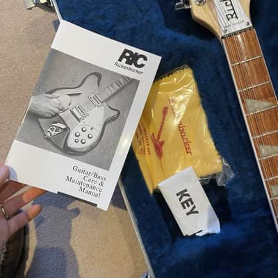 Rickenbacker 620/12 2012-Present - Mapleglo image 11