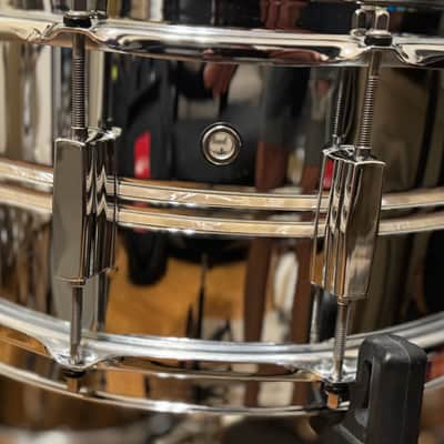 Pearl DUX1465BR Duoluxe 14x6.5" Chrome Over Brass Snare Drum 2021 - Present - Nicotine White Marine Pearl Inlay image 7