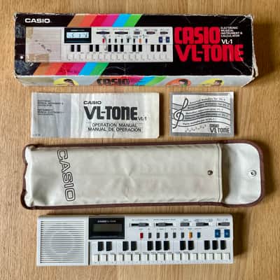 Casio VL-1 VL-Tone 29-Key Synthesizer Keyboard 1979 - 1984 - White