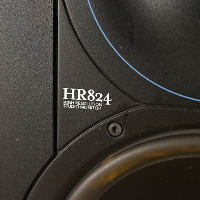 Mackie HR824 8.75-inch Active Studio Monitor CG01WPB image 4