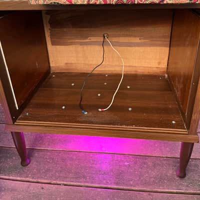 Rotary Connection 1x12 light up loaded guitar speaker cab on legs! Vintage 8 ohm speaker. Semi open. Quality hardwoods. Vintage MCM style. Paisley grill cloth. Heavy duty Switchcraft jack. 2026 - Wood image 19