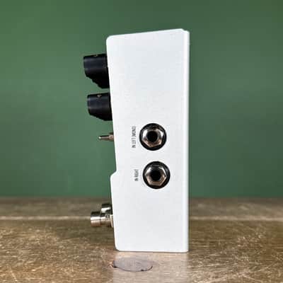 Walrus Audio Mako D1 High-Fidelity Stereo Delay V1 2020 - 2021 - Silver image 5