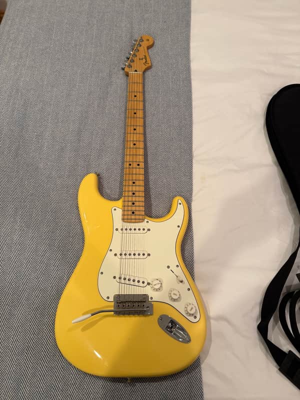 Fender Player Stratocaster 2018 Made in Mexico Buttercream Maple