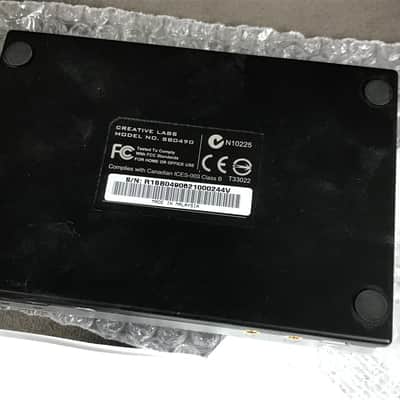 Creative Sound Blaster Live! 24-Bit External USB Sound Card – Model SB0490 – Box image 3