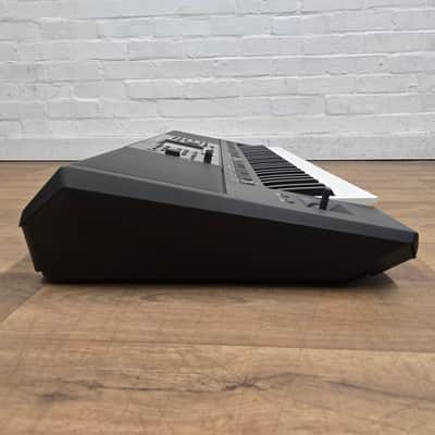 Yamaha PSR-SX700 Keyboard; Serial No: BCAP01011 | Second Hand image 7