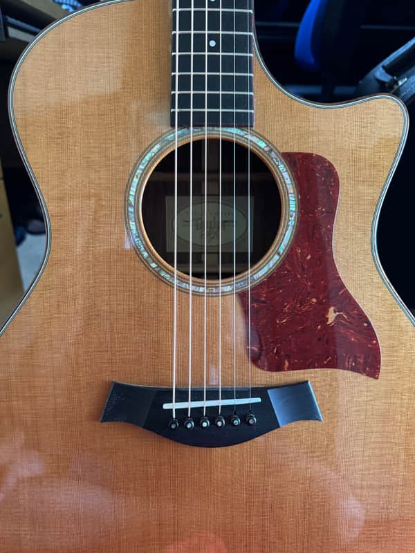 Taylor 714ce