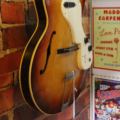 1966 Epiphone Granada E444T – Sunburst image 2