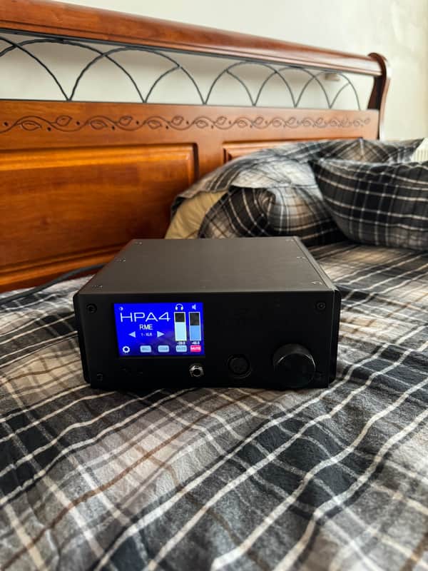 Benchmark HPA4 - Black image 1