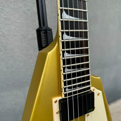 ESP LTD KH-V Kirk Hammett Signature - Metallic Gold w/ Original Hardshell Case image 6