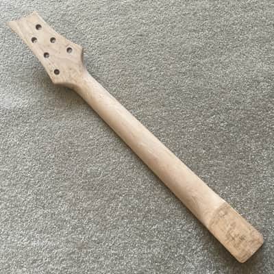 Short Scales Maple Wood DIY Project Guitar Neck, Rosewood 24 Frets Fingerboard image 3