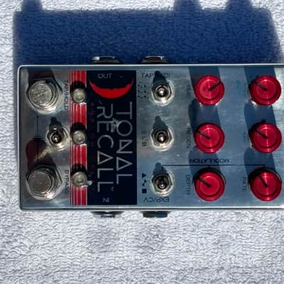 Chase Bliss Audio Tonal Recall RKM Red Knob Mod Analog Delay 2017 - 2018 - Graphic with Red Knobs image 8