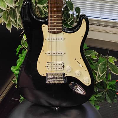 Yamaha SR-500 Super R'nroller 3TS MIJ Vintage Stratocaster