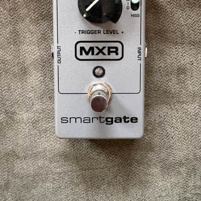 MXR M135 Smart Gate 2004 - Present Gray image 1