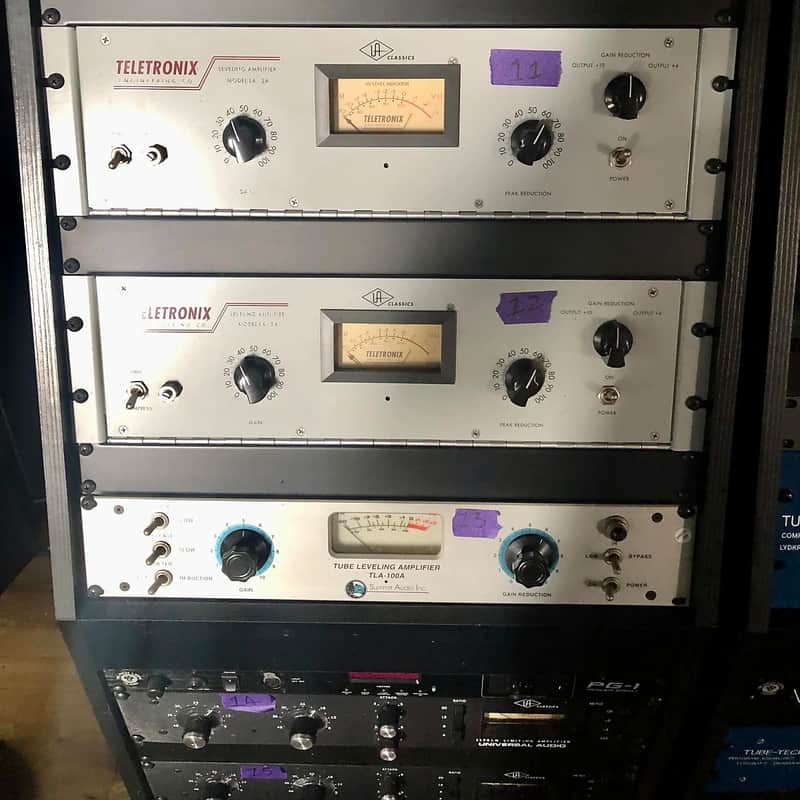 2000 – Present Universal Audio LA-2A Leveling Amplifier / Opti…