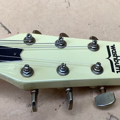 Washburn Raven vintage Guitar made in Japan 80’s image 3