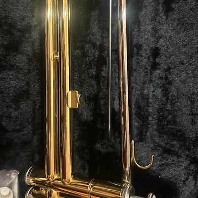 Yamaha YSL-354V Valve Trombone with mouthpiece - Excellent Condition image 12