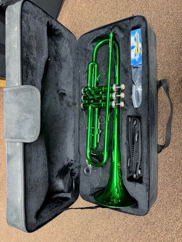 Used Henlucky HTR-6337GR Trumpet Green w/ Lightweight Case Local Pickup Item SOLD AS-IS image 1