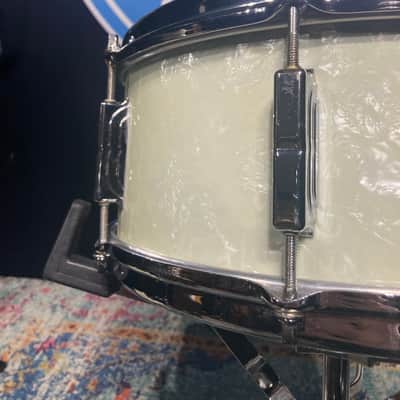 Leedy - 5.5x14" "Slingerleedy" No. 390 Shelley Manne Model Snare Drum 1958 - White Marine Pearl image 4