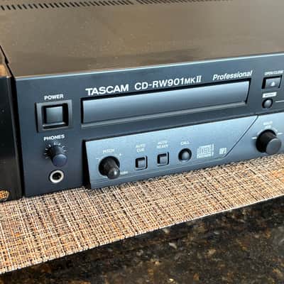 TASCAM CD-RW901MKII CD Recorder 2014 - Present - Black image 2