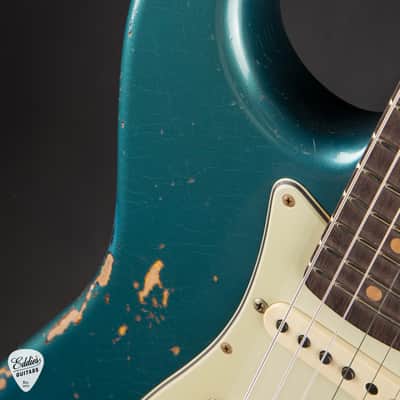 2023 - Fender Custom Shop 1961 Stratocaster Heavy Relic - Aged Ocean Turquoise Over 3-Color Sunburst image 16