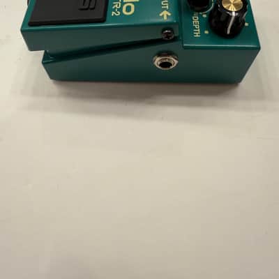 Boss Roland TR-2 Tremolo Guitar Effect Pedal + Original Box image 5