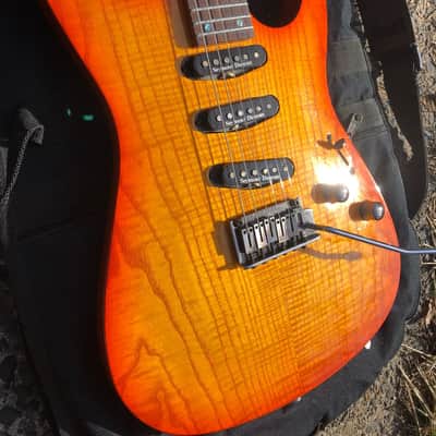 SALE Fender Showmaster Super Strat Stratocaster - set neck - 2004 Sunburst FMT Show Master image 1