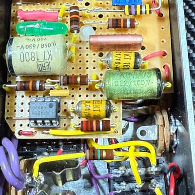 VL Effects Green Tone Bullitt Overdrive-Distortion - Tube Screamer/Dumble Style Overdrive-Booster image 15