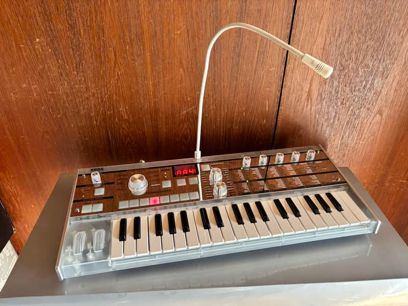 Korg MicroKORG Crystal 37-Key Synthesizer/Vocoder