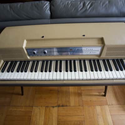 Wurlitzer 200 64-Key Electric Piano 1968 - 1974 - Beige image 4