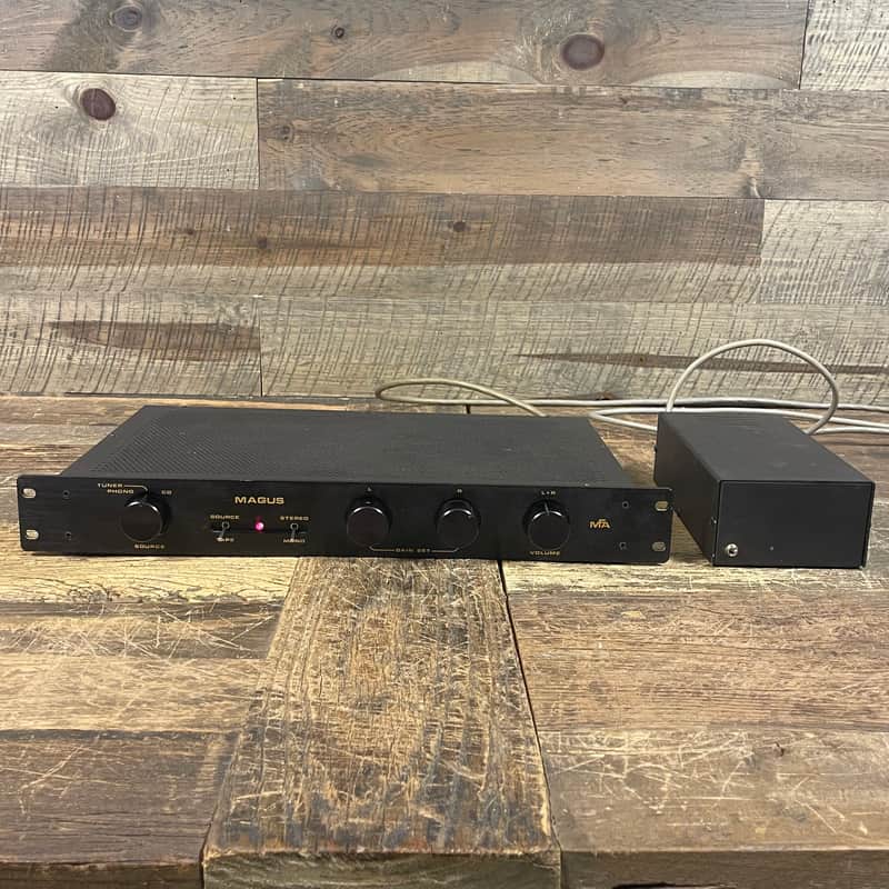 MFA Magus preamplifier and power supply image 1