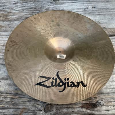 Zildjian 18" ZBT Crash Cymbal 2004 - 2019 - Traditional image 3