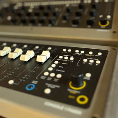 Softube Console 1 + Fader + Stand image 2
