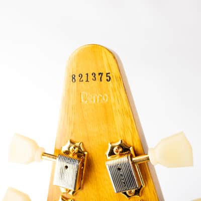 Gibson Custom 1958 Korina Flying V White Pickguard, Natural | Demo image 7